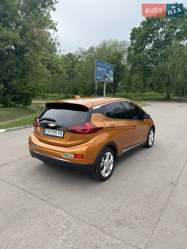 Хэтчбек Chevrolet Bolt EV 2017 в Киеве