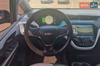 Хэтчбек Chevrolet Bolt EV 2017 в 