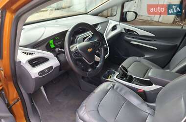 Хэтчбек Chevrolet Bolt EV 2017 в 