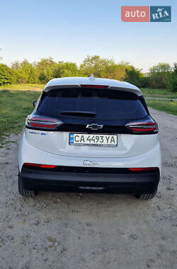 Хетчбек Chevrolet Bolt EV 2022 в 