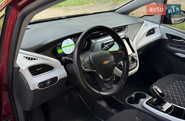 Хэтчбек Chevrolet Bolt EV 2021 в 
