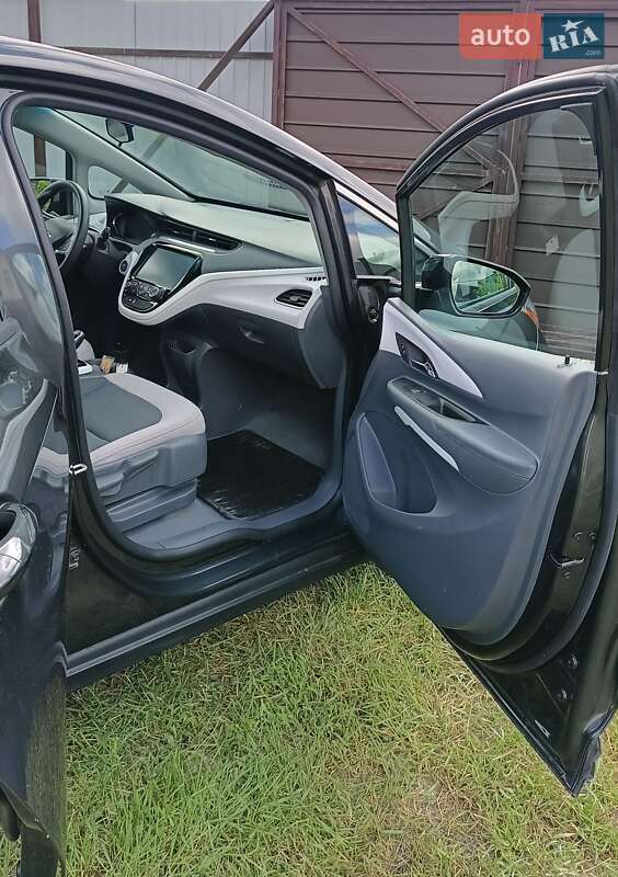 Хэтчбек Chevrolet Bolt EV 2021 в Одессе фото 10 Хэтчбек Chevrolet Bolt EV 2021 в Одессе