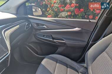 Хэтчбек Chevrolet Bolt EV 2023 в 