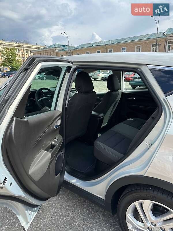 Хэтчбек Chevrolet Bolt EV 2023 в Харькове фото 10 Хэтчбек Chevrolet Bolt EV 2023 в Харькове