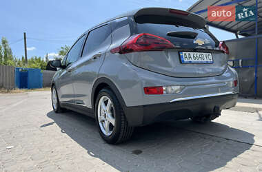 Хэтчбек Chevrolet Bolt EV 2020 в 
