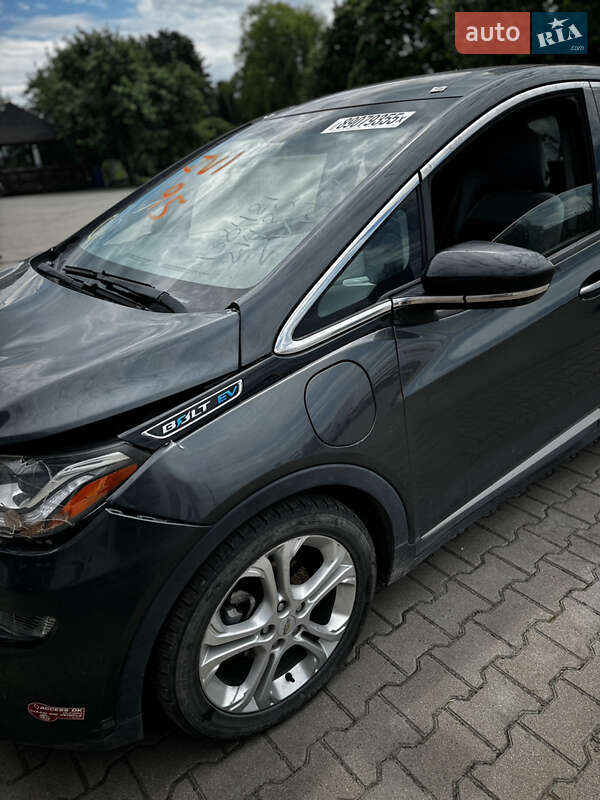 Хэтчбек Chevrolet Bolt EV 2017 в Коломые