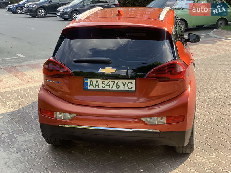 Хетчбек Chevrolet Bolt EV 2020 в Києві фото 3 Хетчбек Chevrolet Bolt EV 2020 в Києві