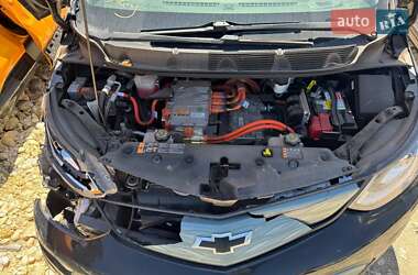 Хетчбек Chevrolet Bolt EV 2017 в 