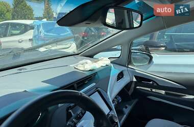 Хетчбек Chevrolet Bolt EV 2021 в 