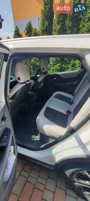 Хетчбек Chevrolet Bolt EV 2017 в Житомирі