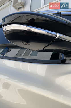 Хэтчбек Chevrolet Bolt EV 2022 в 