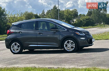 Хэтчбек Chevrolet Bolt EV 2020 в 