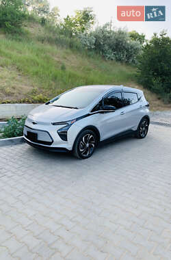 Хэтчбек Chevrolet Bolt EV 2021 в 
