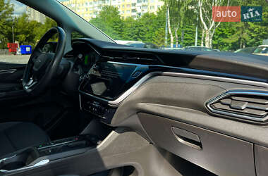 Хэтчбек Chevrolet Bolt EV 2023 в 