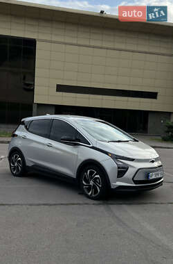 Хэтчбек Chevrolet Bolt EV 2023 в 