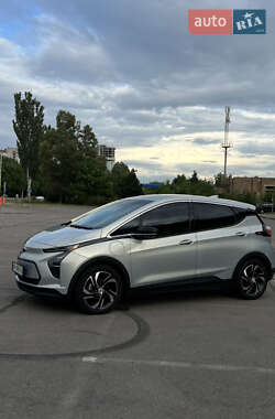 Хэтчбек Chevrolet Bolt EV 2023 в 