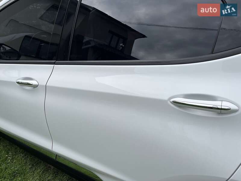 Хэтчбек Chevrolet Bolt EV 2019 в Львове