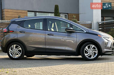 Хэтчбек Chevrolet Bolt EV 2023 в 