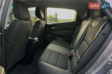 Хэтчбек Chevrolet Bolt EV 2023 в 