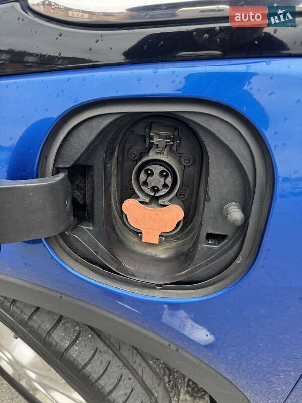 Хэтчбек Chevrolet Bolt EV 2016 в Киеве