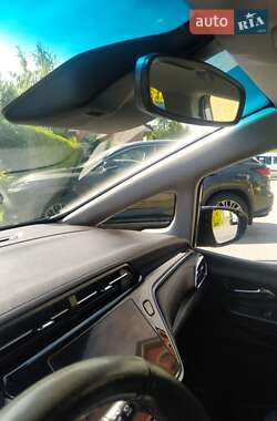 Хэтчбек Chevrolet Bolt EV 2021 в 