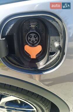 Хэтчбек Chevrolet Bolt EV 2021 в 