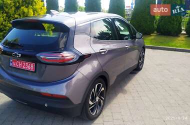 Хэтчбек Chevrolet Bolt EV 2021 в 