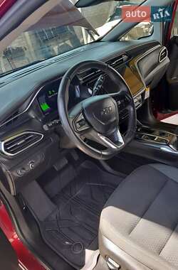 Хэтчбек Chevrolet Bolt EV 2023 в 
