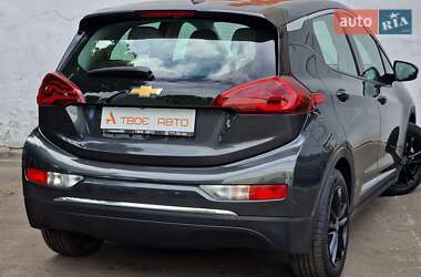 Хэтчбек Chevrolet Bolt EV 2018 в 