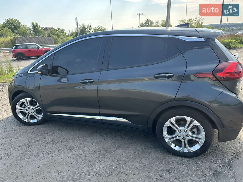 Хэтчбек Chevrolet Bolt EV 2018 в Киеве