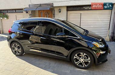 Хэтчбек Chevrolet Bolt EV 2019 в 