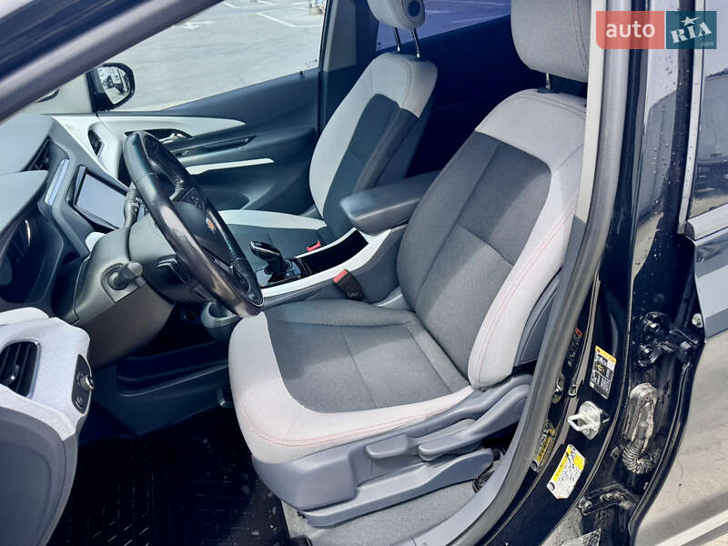 Хетчбек Chevrolet Bolt EV 2020 в Києві