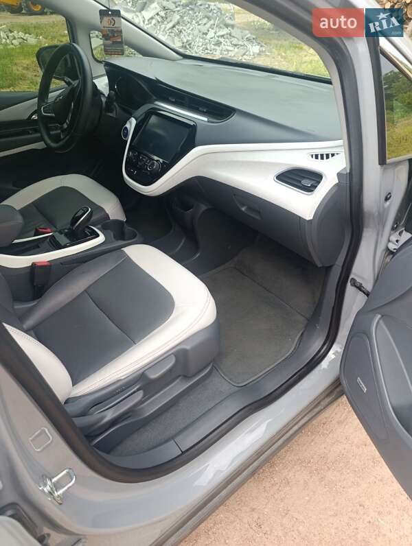 Хэтчбек Chevrolet Bolt EV 2020 в Житомире