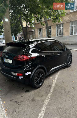 Хэтчбек Chevrolet Bolt EV 2018 в 