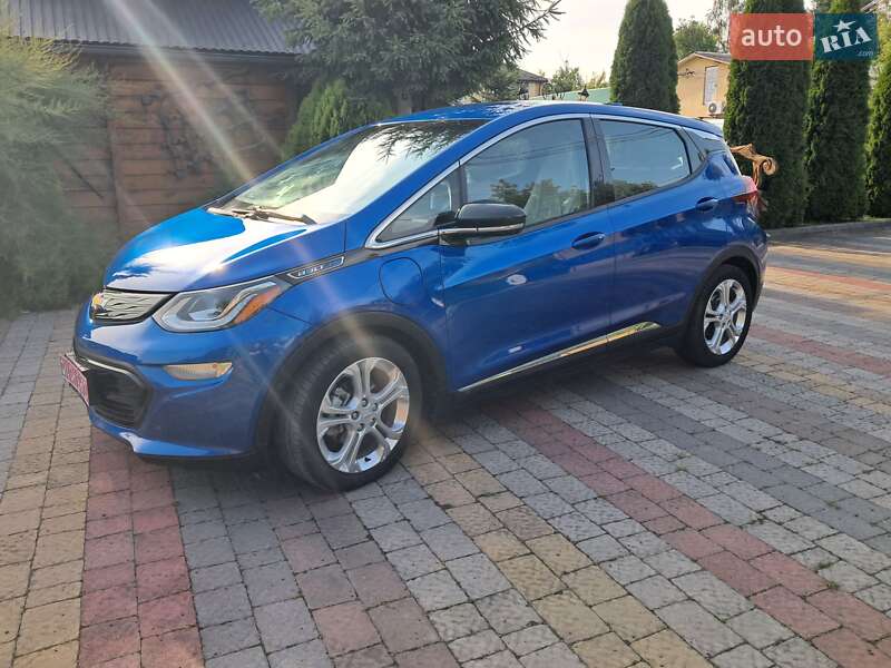 Хэтчбек Chevrolet Bolt EV 2019 в 