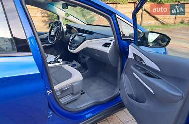Хэтчбек Chevrolet Bolt EV 2019 в 