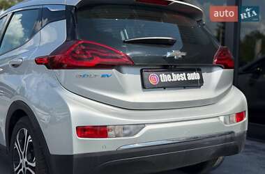 Хэтчбек Chevrolet Bolt EV 2017 в 