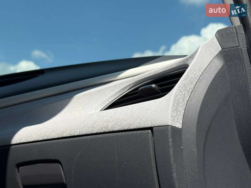Хэтчбек Chevrolet Bolt EV 2017 в Ровно