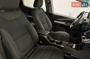 Хэтчбек Chevrolet Bolt EV 2023 в 