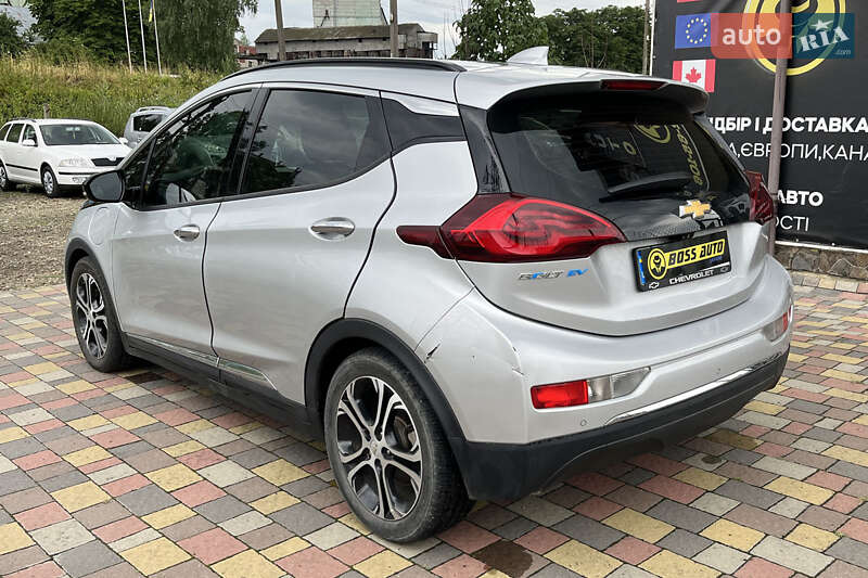 Хэтчбек Chevrolet Bolt EV 2017 в Стрые