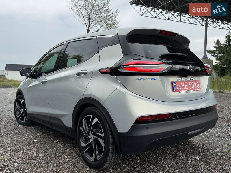 Хэтчбек Chevrolet Bolt EV 2023 в Львове