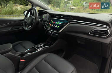 Хэтчбек Chevrolet Bolt EV 2023 в 