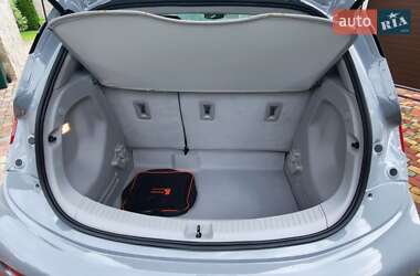 Хетчбек Chevrolet Bolt EV 2019 в 