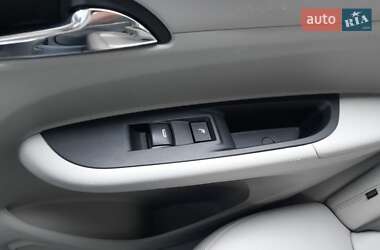 Хетчбек Chevrolet Bolt EV 2019 в 