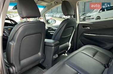 Хэтчбек Chevrolet Bolt EV 2020 в 