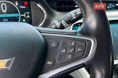 Хэтчбек Chevrolet Bolt EV 2020 в 