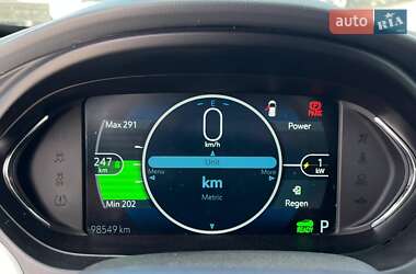 Хэтчбек Chevrolet Bolt EV 2020 в 