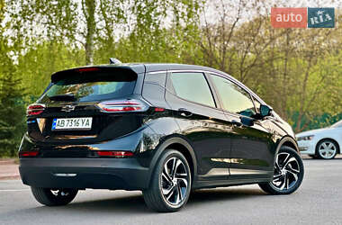 Хэтчбек Chevrolet Bolt EV 2023 в 