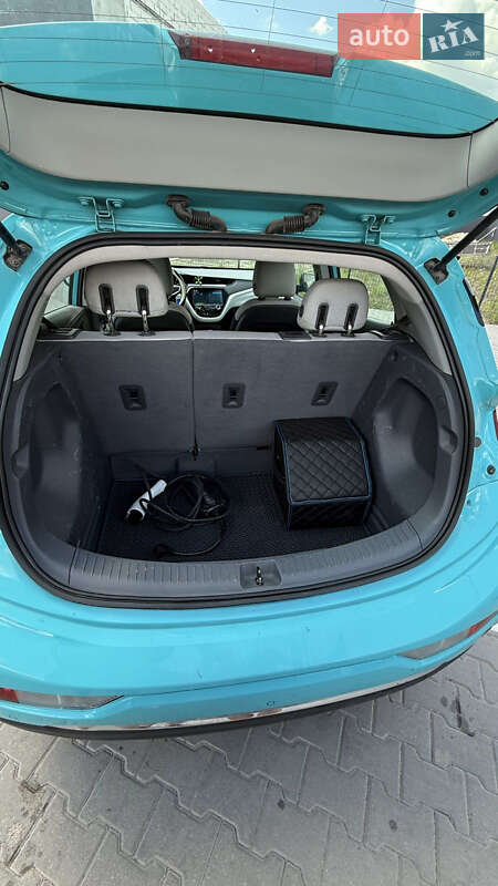 Хэтчбек Chevrolet Bolt EV 2020 в Луцке