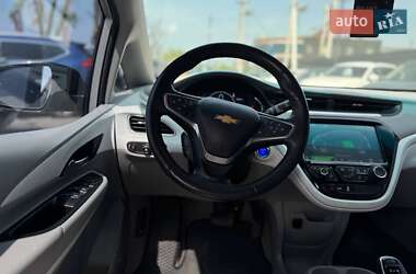 Хэтчбек Chevrolet Bolt EV 2016 в 